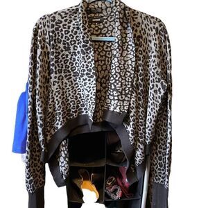 Express cheetah, print, cotton crop sweater, size medium